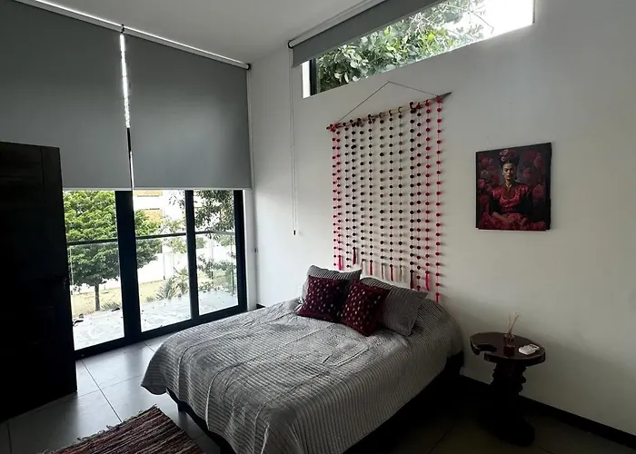 Сasa de vacaciones Charming 3bedroom House In