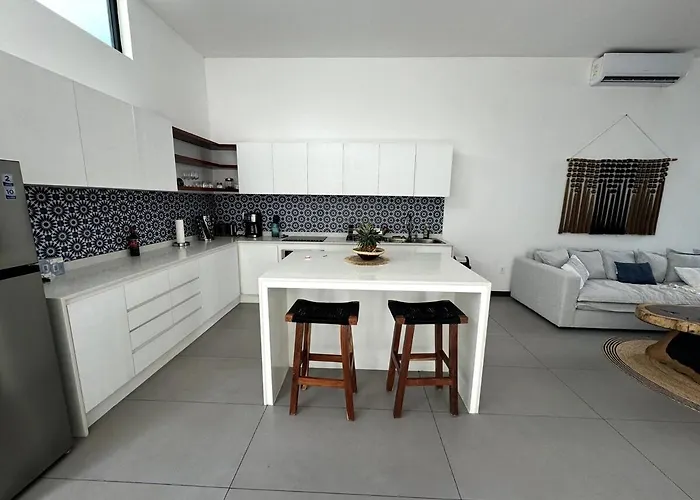 Charming 3bedroom House In *